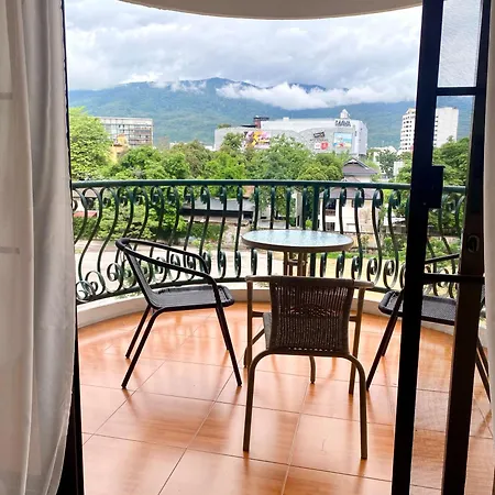 Apartment With Mountain-View Near Nimman